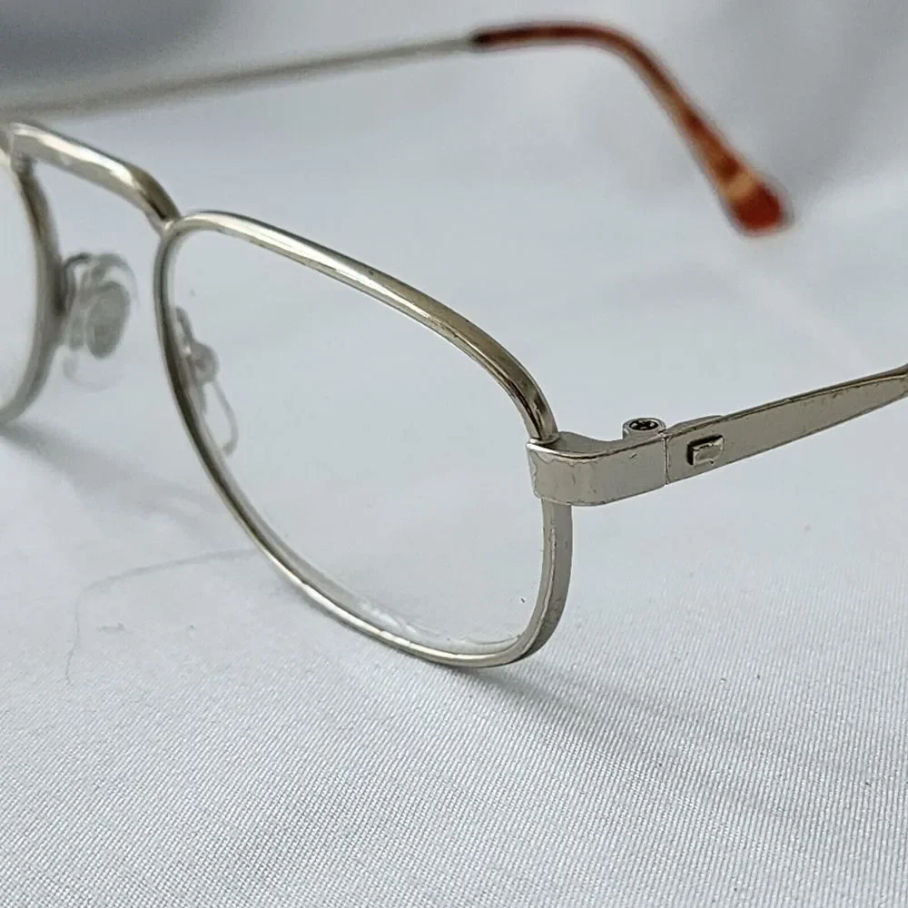 Foster‎ Grant 59001 Reading Glasses +2.25 Silver Tortoise Shell China Frame Only